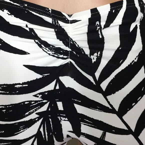 Carmen Marc Valvo floral bikini bottoms NWT - Picture 5 of 6